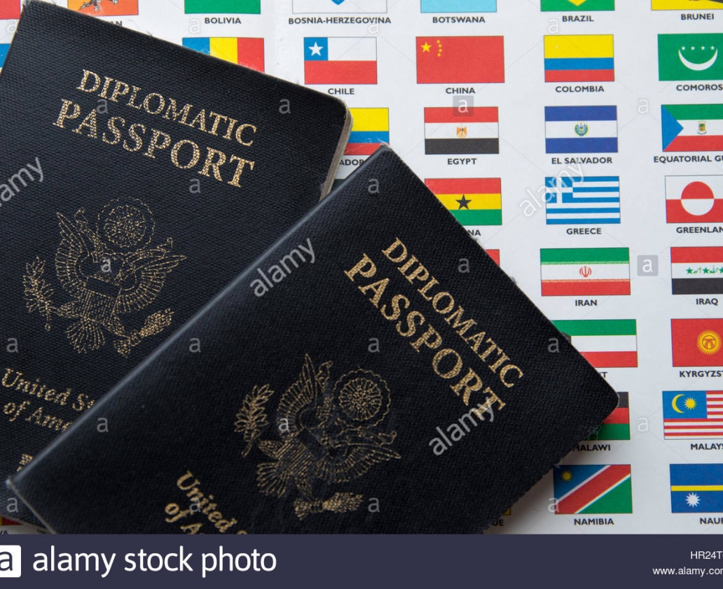 diplomatic-passport-of-the-united-states-of-america-HR24T6